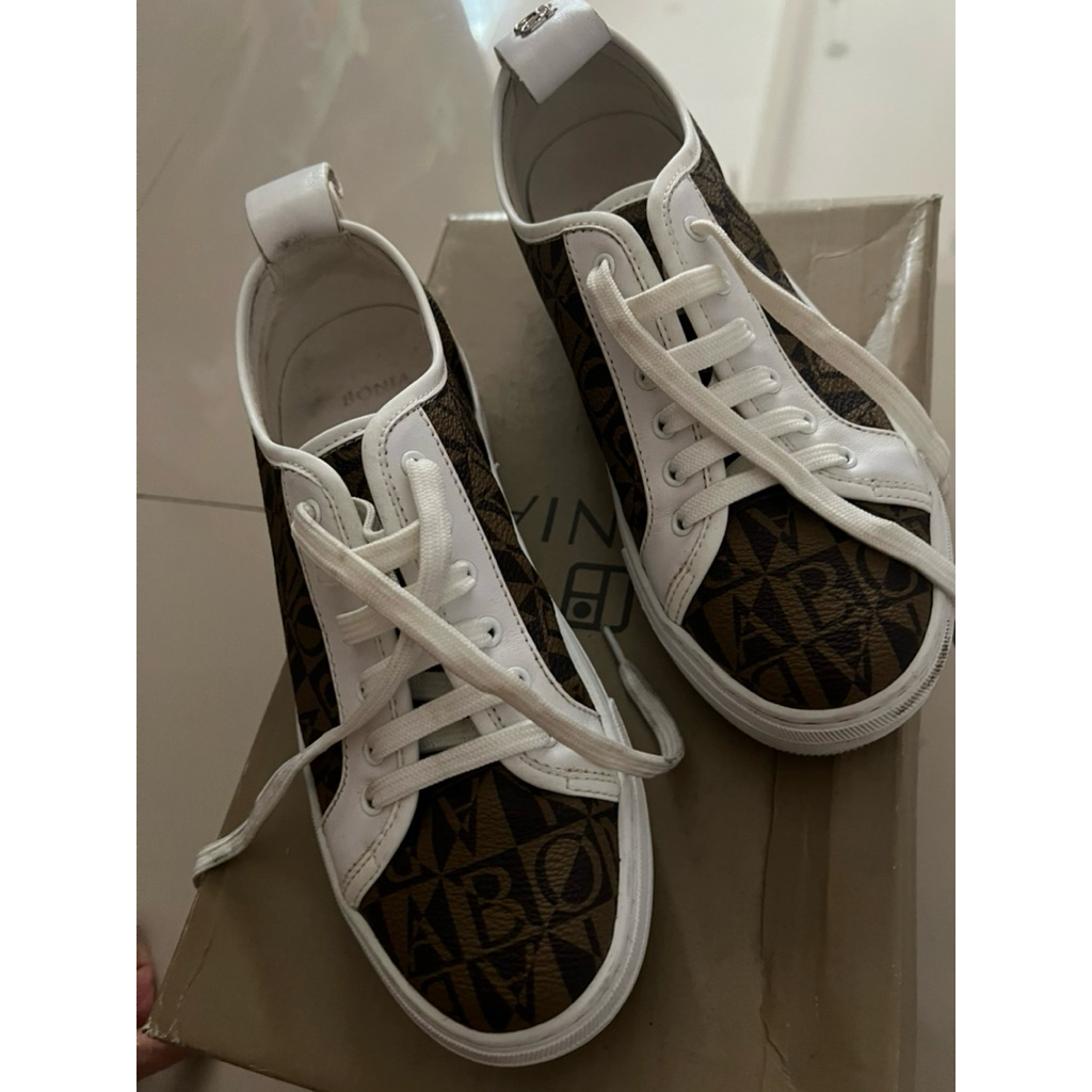 Preloved Sepatu Bonia Original 100%