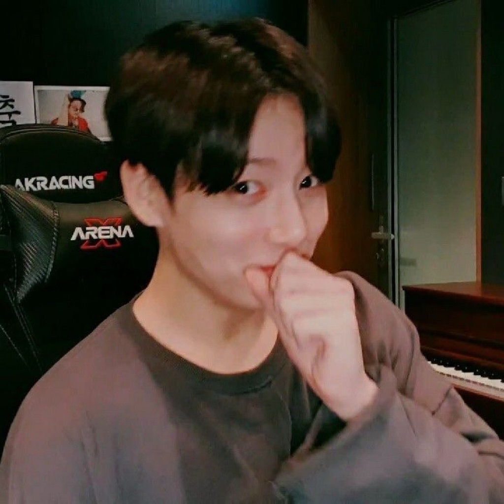 pc bts unofficial (random)