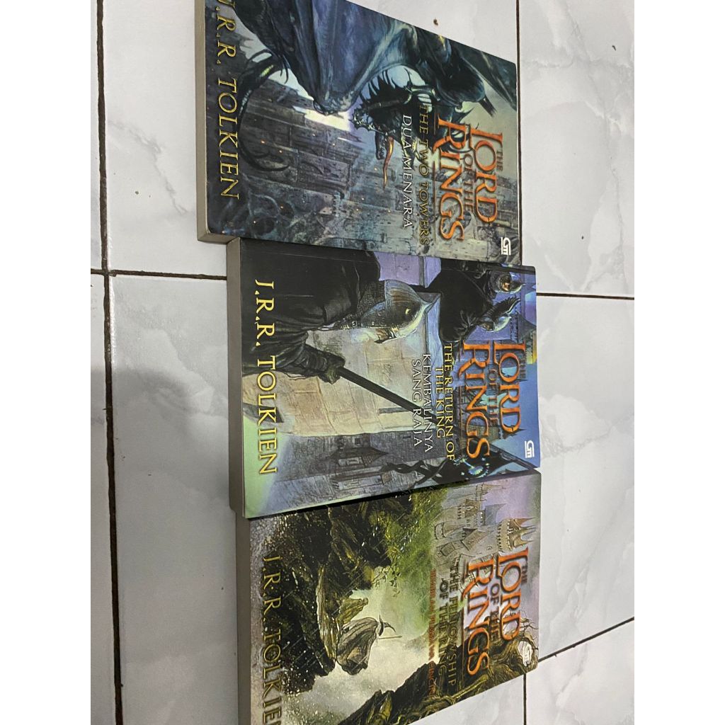 Novel Lord Of The Rings Paket 3 Judul - JRR Tolkien
