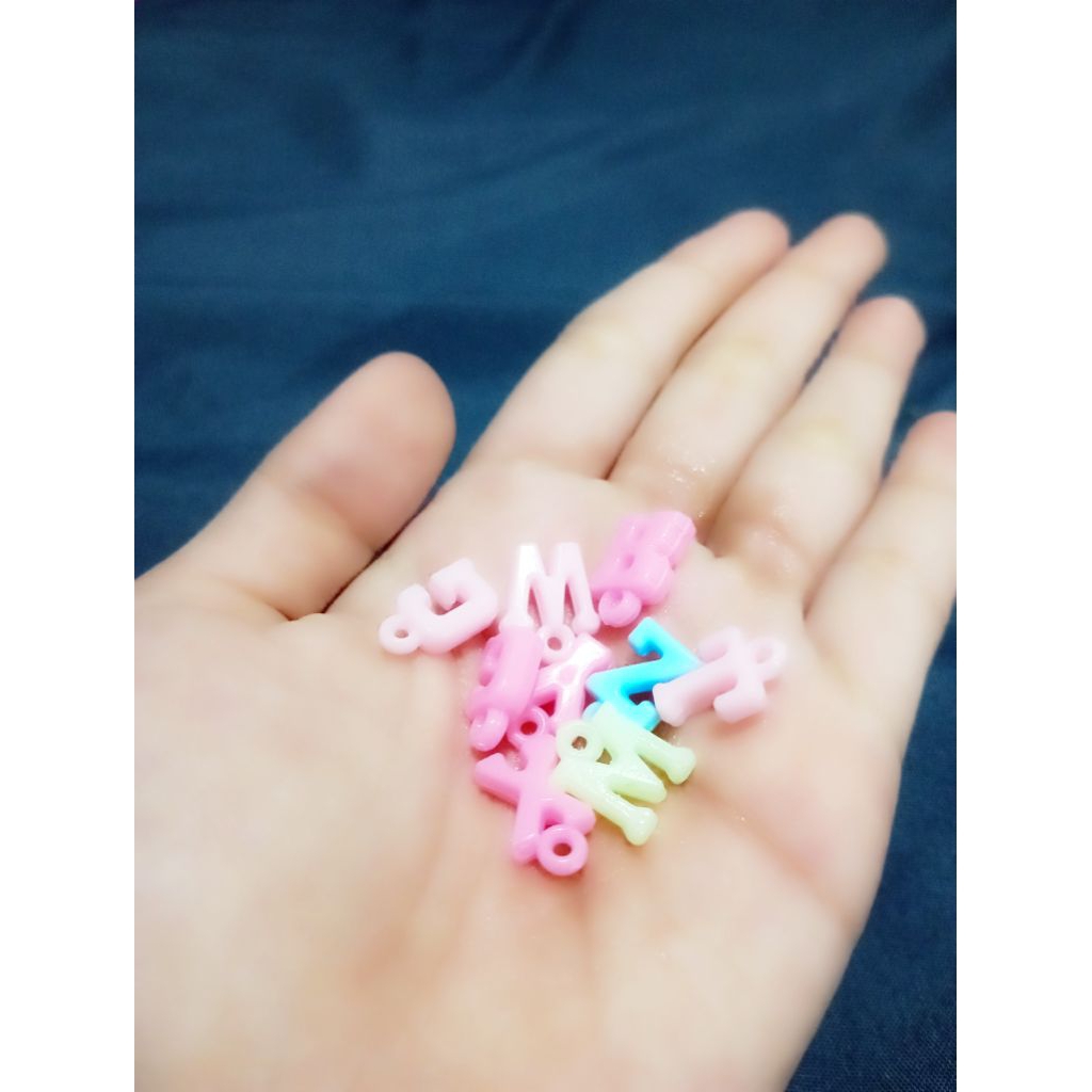 Manik Huruf Inisial Lucu Warna Pastel - Cocok untuk kalung dan gelang