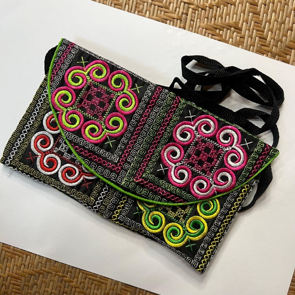 Tas Motif Mongolia Handmade by Oerip Indonesia