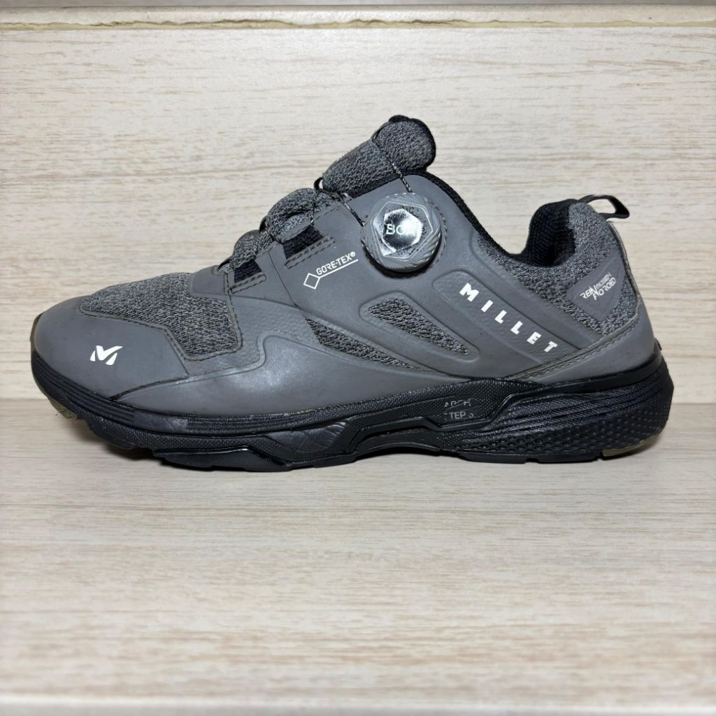 SEPATU OUTDOOR  TREKKING HIKING & RUNNING MILLET BOA SYSTEM / TALI PUTAR SECOND ORIGINAL  [ MURAH ]