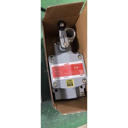 Azbil 1LX7001 Heaviduty Limit Switch Explosion Proof Switch IP 67