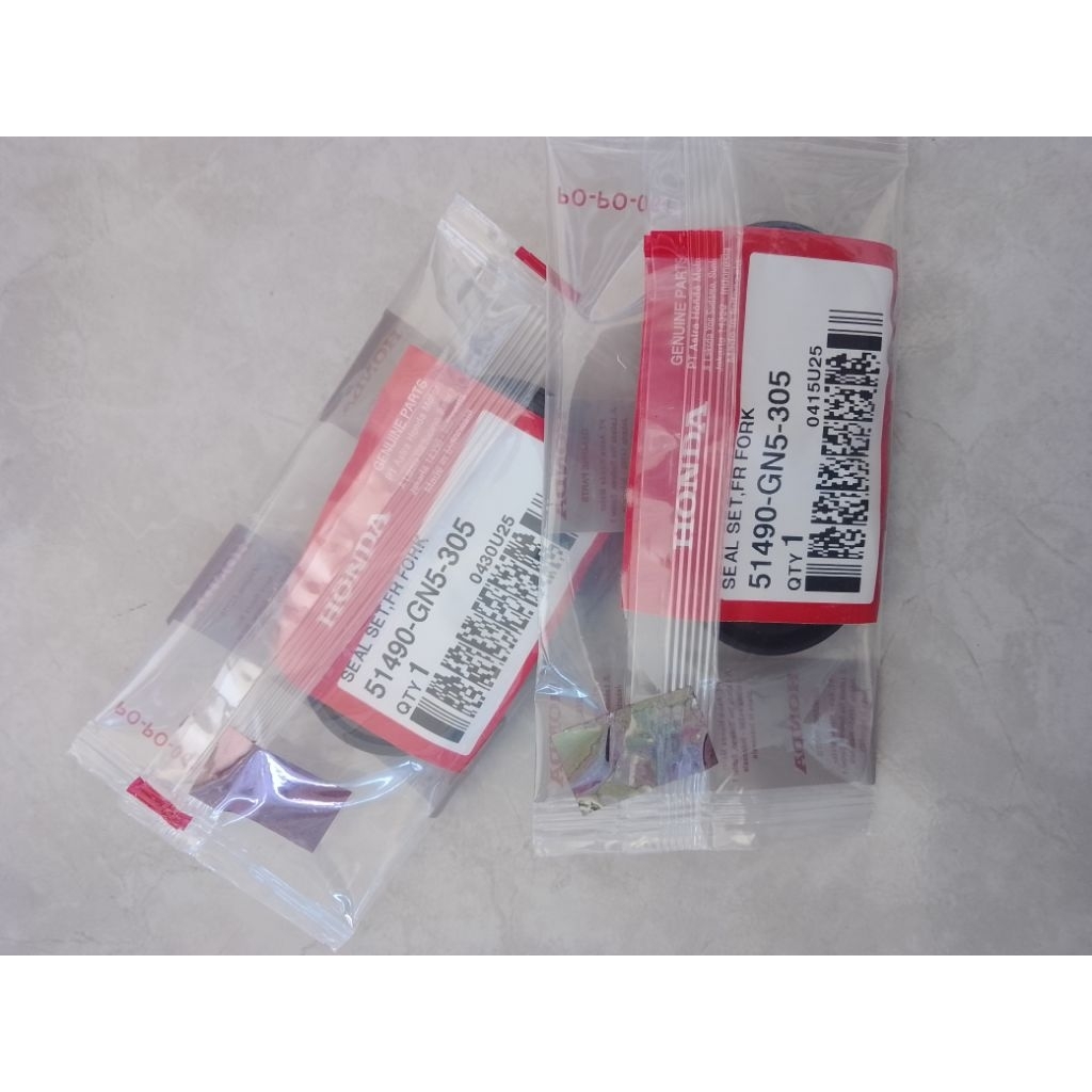 SEAL SHOCK 51490-GN5-305