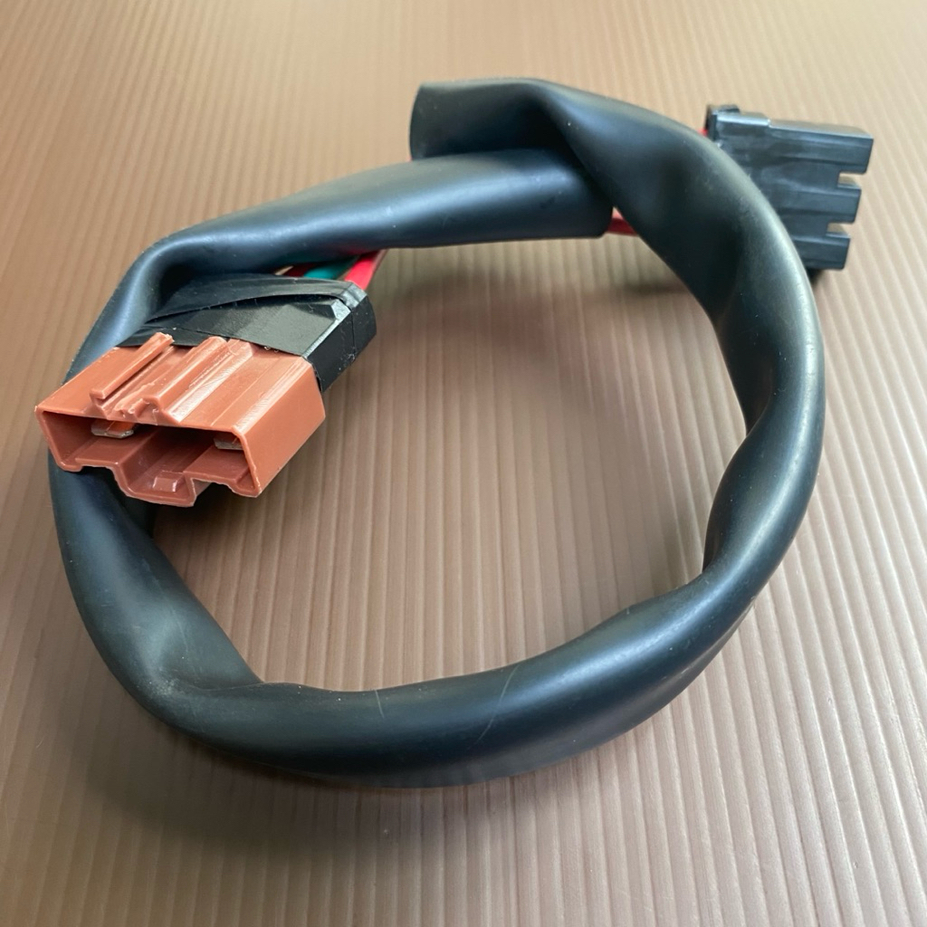 SOKET ECM/CDI/ECU HONDA VARIO 150/SOCKET ECM VARIO 150 KABEL AVS/ECM ECU CDI VARIO 150