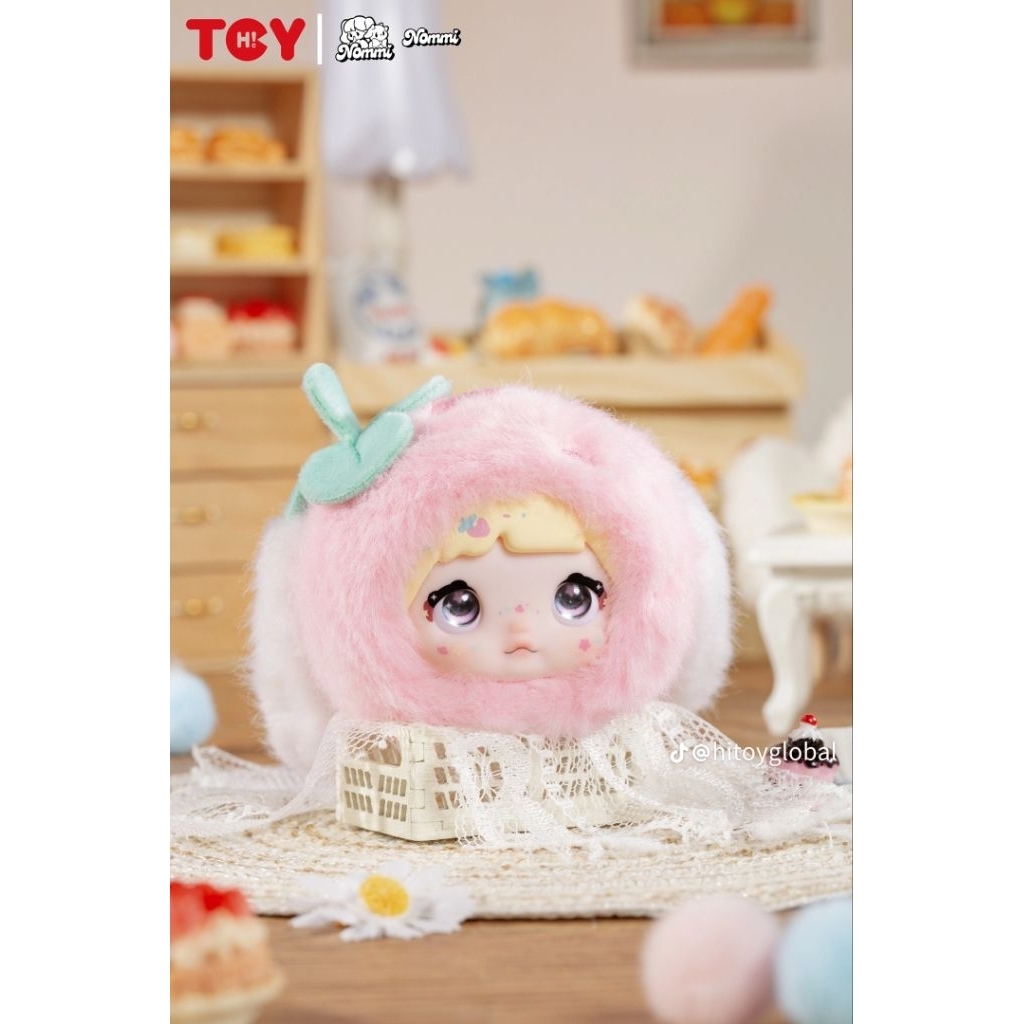 NOMMI SELECTED V9 (BC) STRAWBERRY MARSHMALLOW