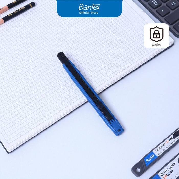 

Bantex Cutter Pemotong Premium Untuk Kertas Pisau Kecil Baja AutoLock Warna Hitam BD5106