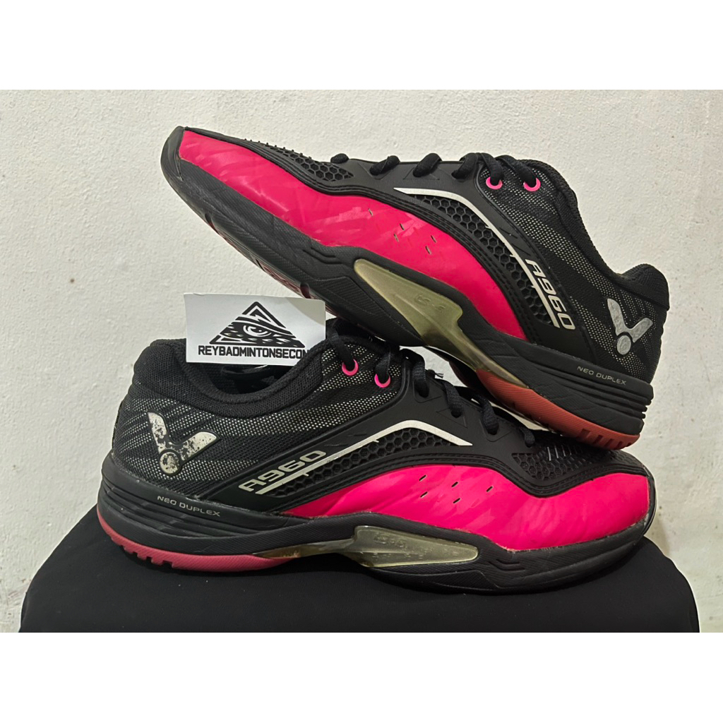 Sepatu badminton Victor A960 original