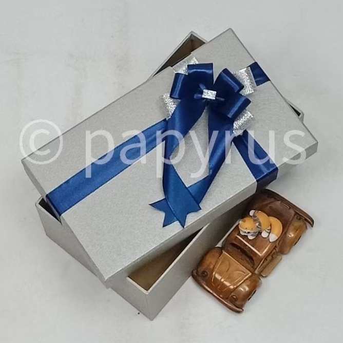 

PAPYRUS 15x25 Tinggi 5cm Kotak Kado Gift Box Hardbox Hampers Hadiah V3