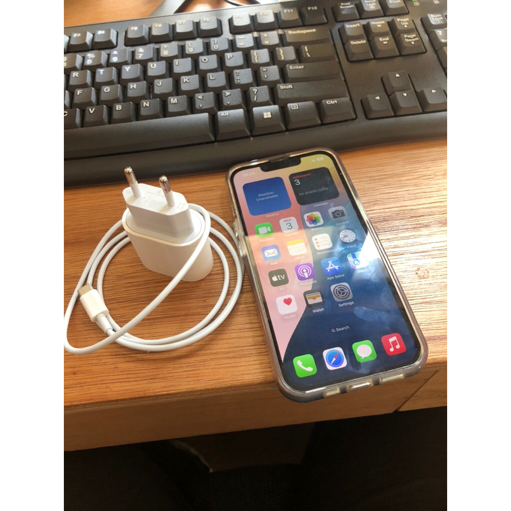 Iphone 13 256GB Wifi Only Batangan + Charger