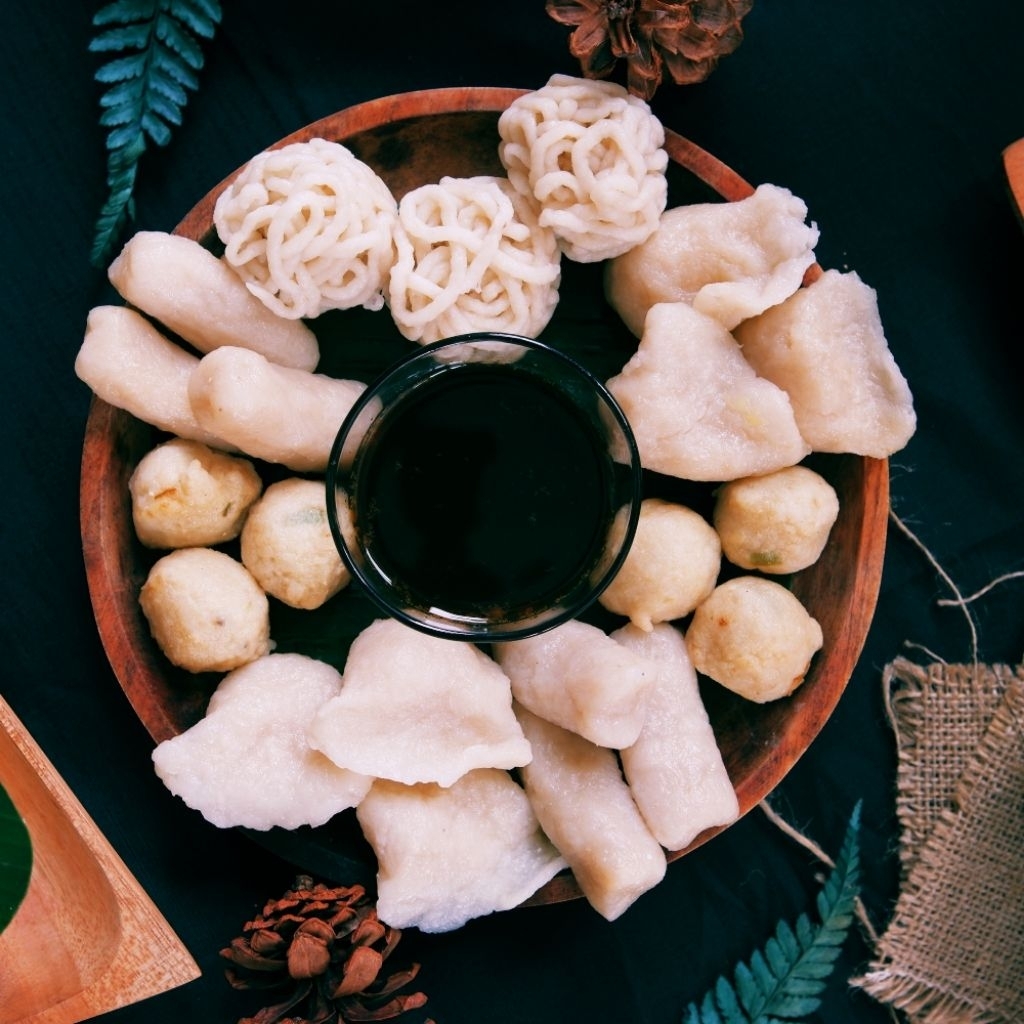 

Pempek ikan Tenggiri isi 30pcs, pempek enak asli Palembang