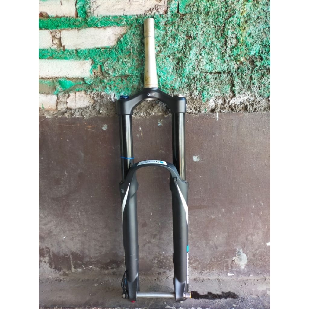 Fork Suntour Durolux Evo 27.5 T180