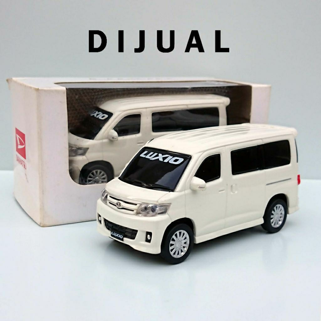 Dealer Box Diecast Miniatur Daihatsu Luxio