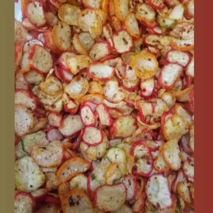 

Kerupuk Seblak Kencur 500gr Pedas daun jeruk