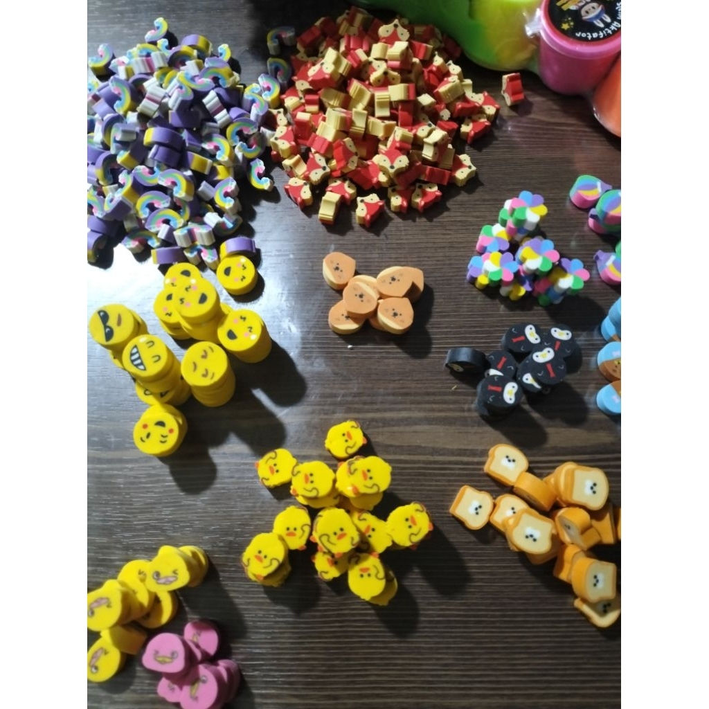 

Penghapus kecil isi 10 mix campur