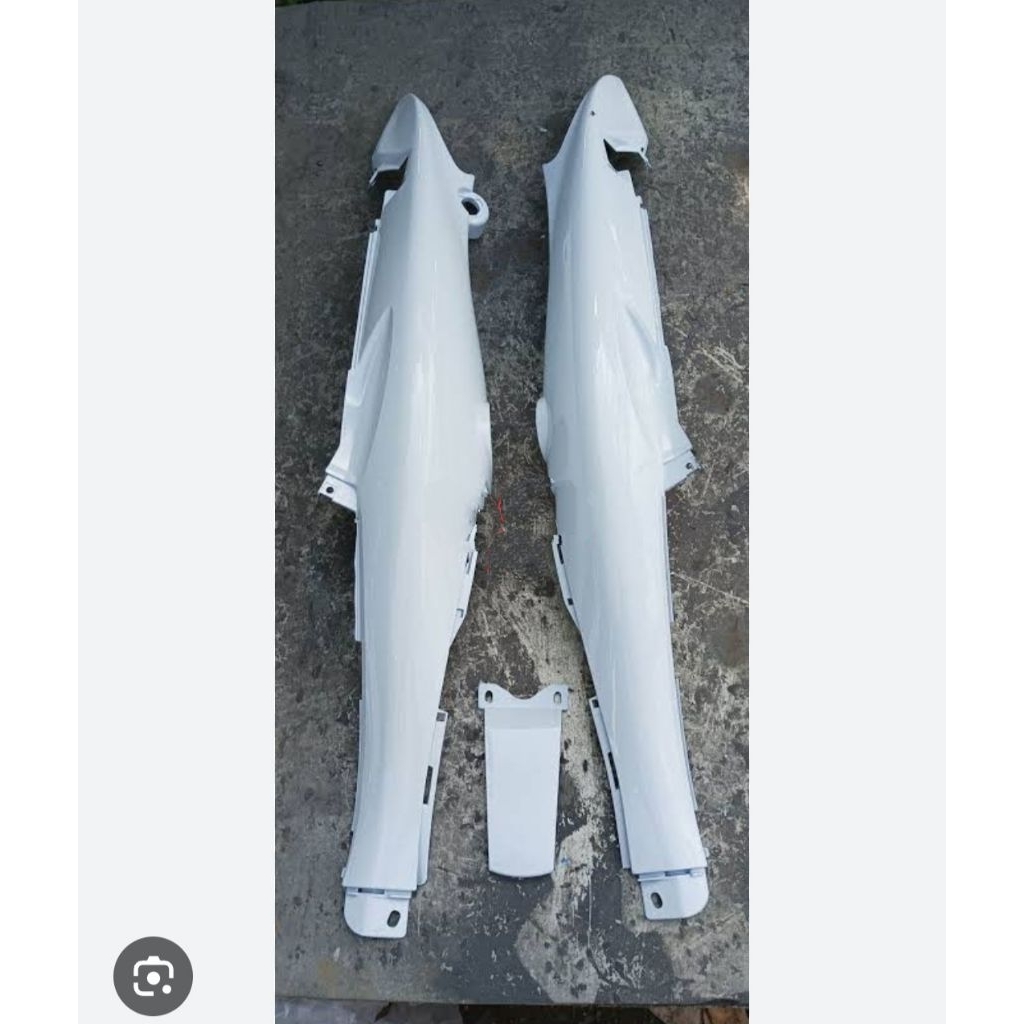 Cover body jupiter z lama warna putih