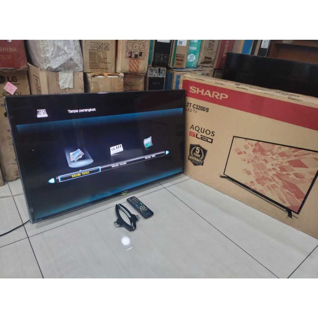 [+free packing kayu ] TV Led Sharp 32 Inch Digital TV Kondisi bekas masih segel 5347f