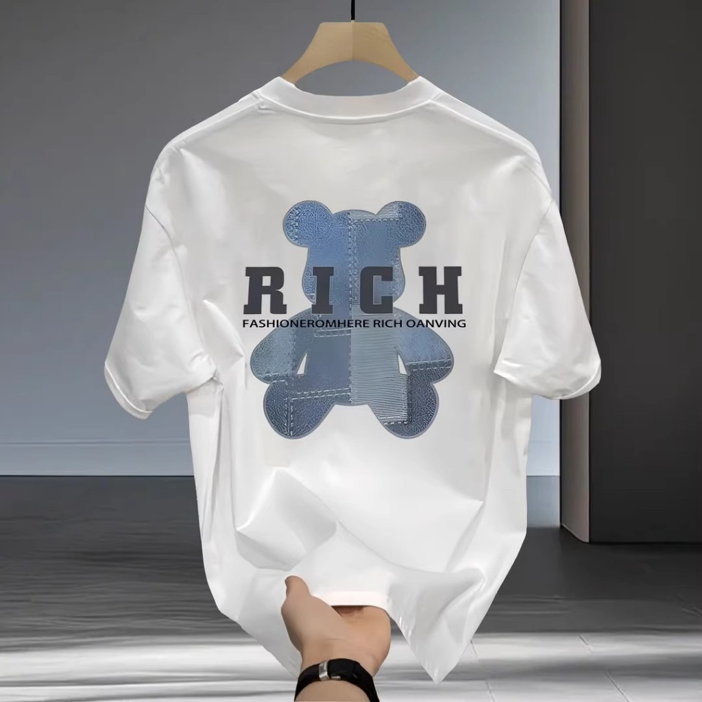 Kaos T-Shirt Katun Lengan Pendek Motif Boneka Beruang "RICH", Unisex Nyaman dan Trendy