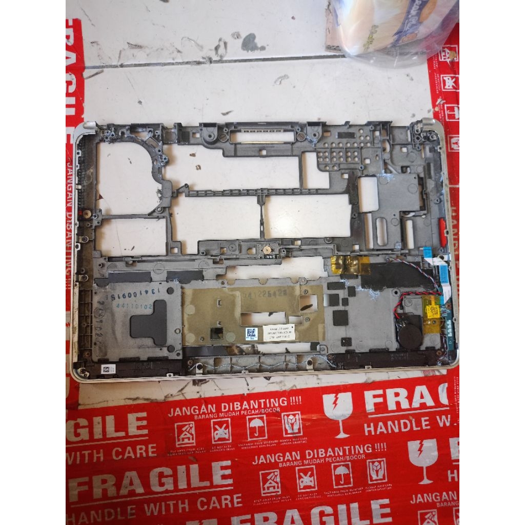 casing Dell E7240 .