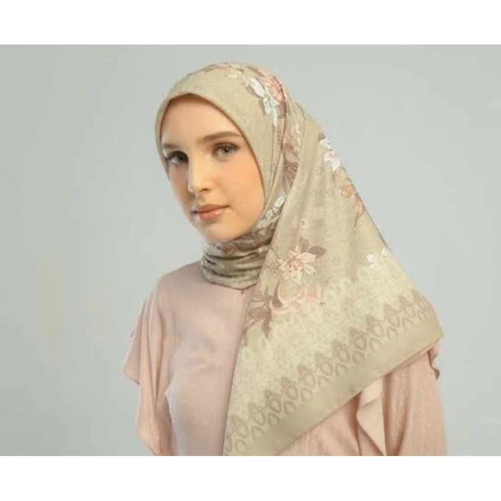 Zoya TARIANA Scarf Kerudung Hijab Segi Empat Motif Voal