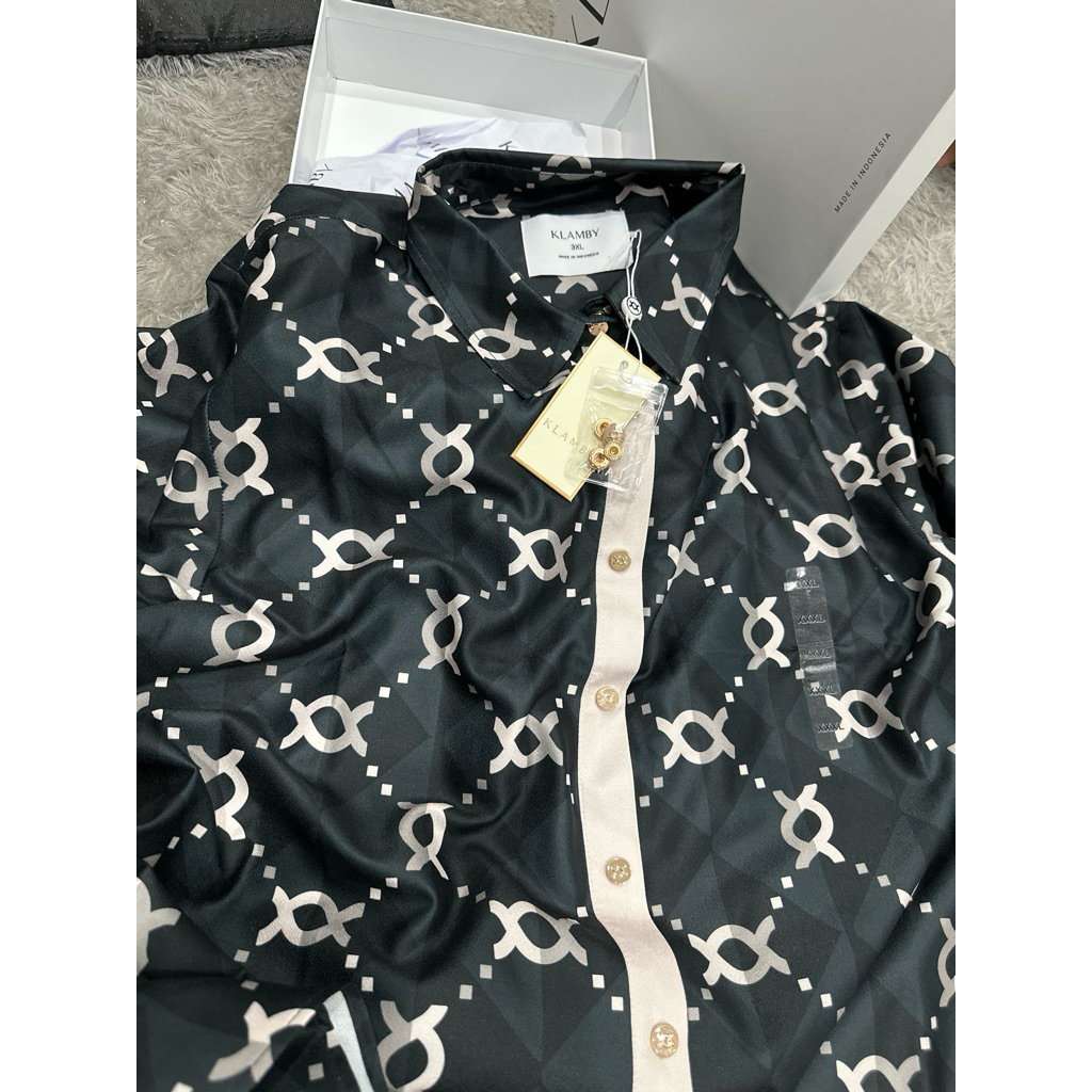 New fullset with box Calya Shirt Monogram Wearing Klamby in Sable size xxxl (LD 115) dan Pavement si