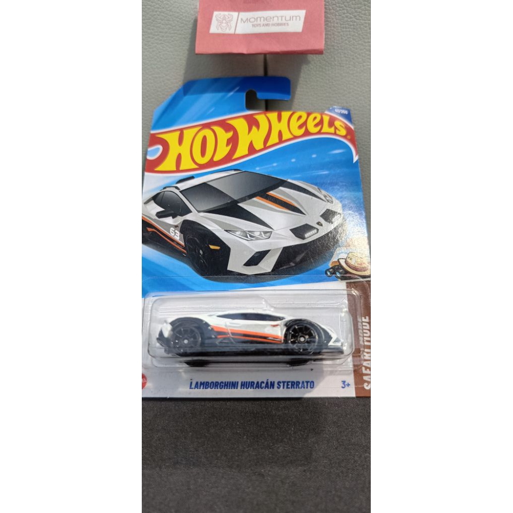 Hot Wheels Lamborghini Huracan Sterrato