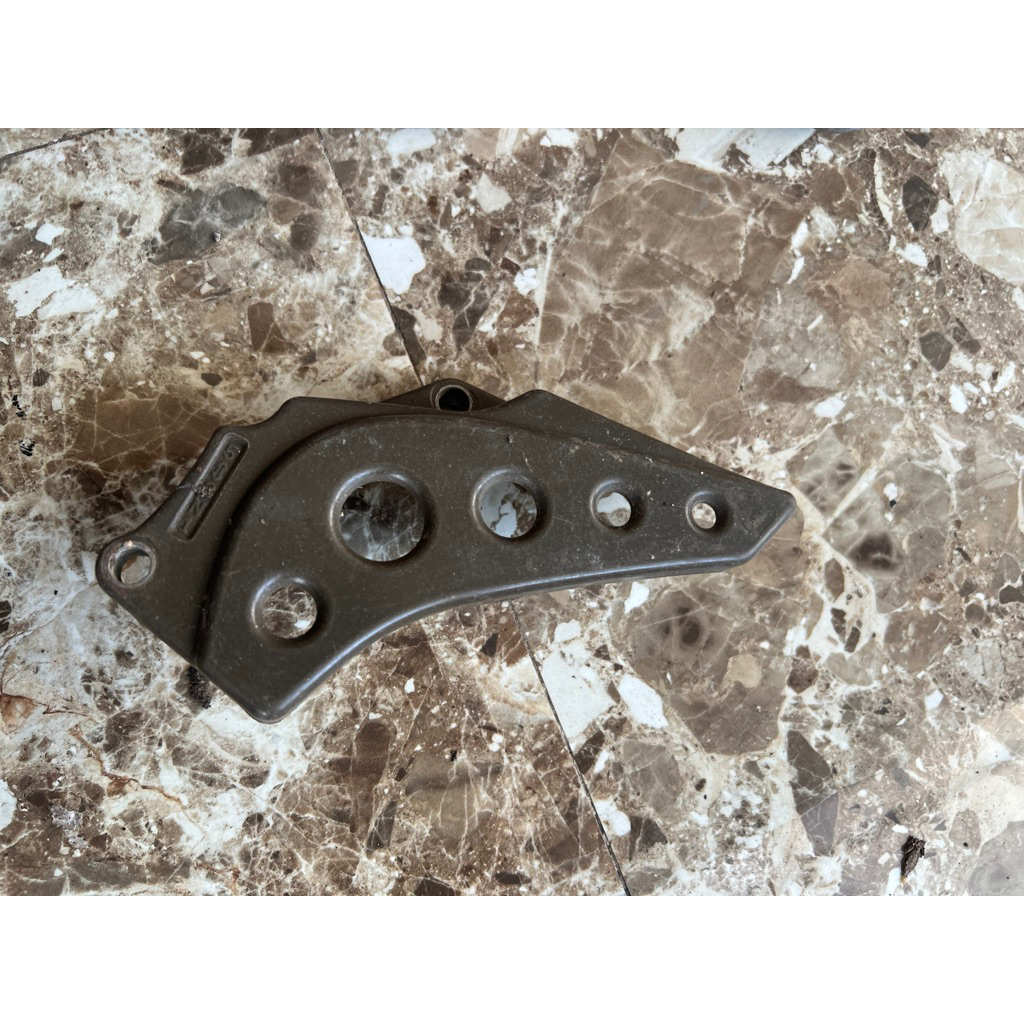 cover gear depan klx copotan