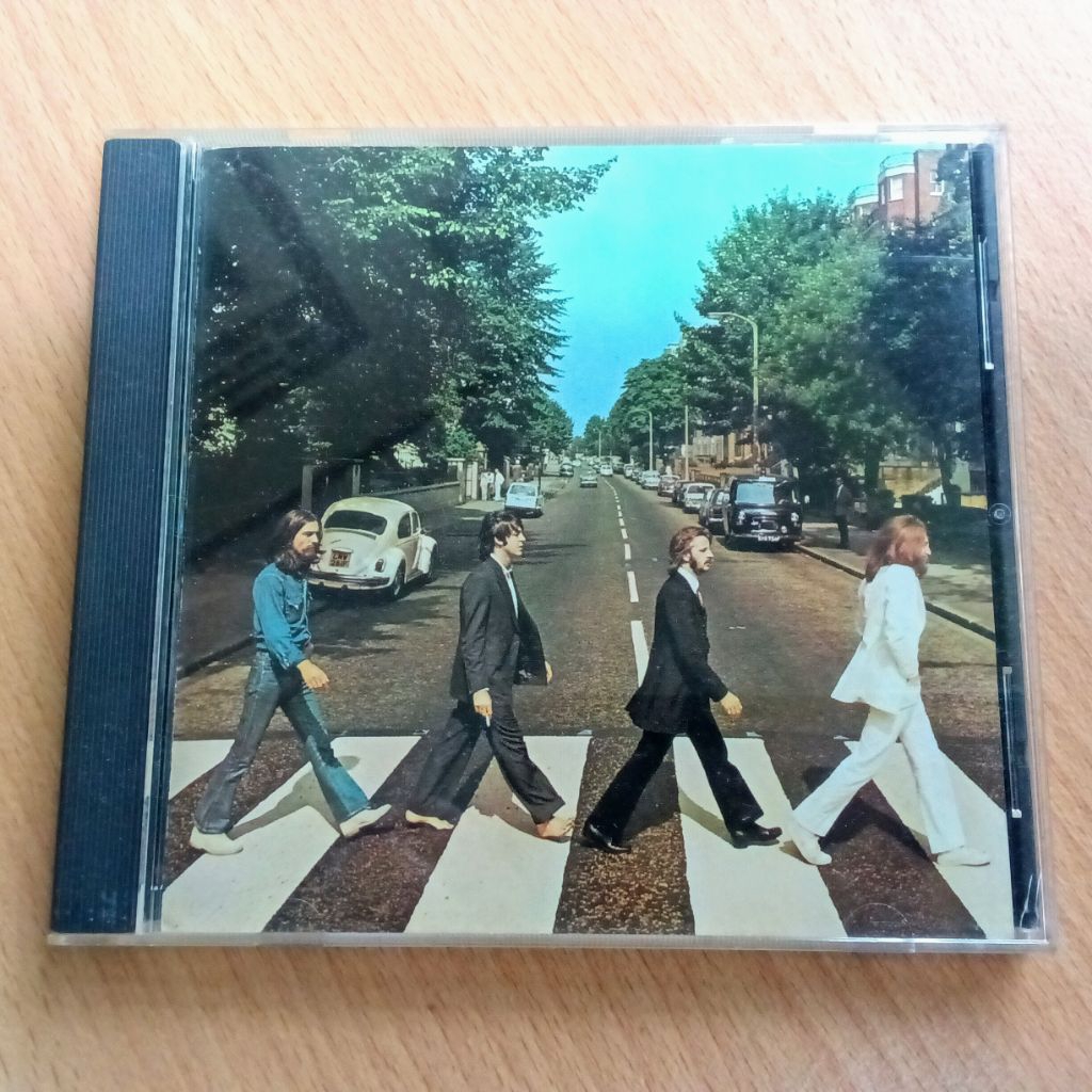 Kaset CD Audio untuk KolPri Artist The Beatles album ke 11 Abbey Road