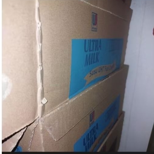 

1 DUS isi 24 Susu Ultra Full Cream Bungkus BIRU 250 ml