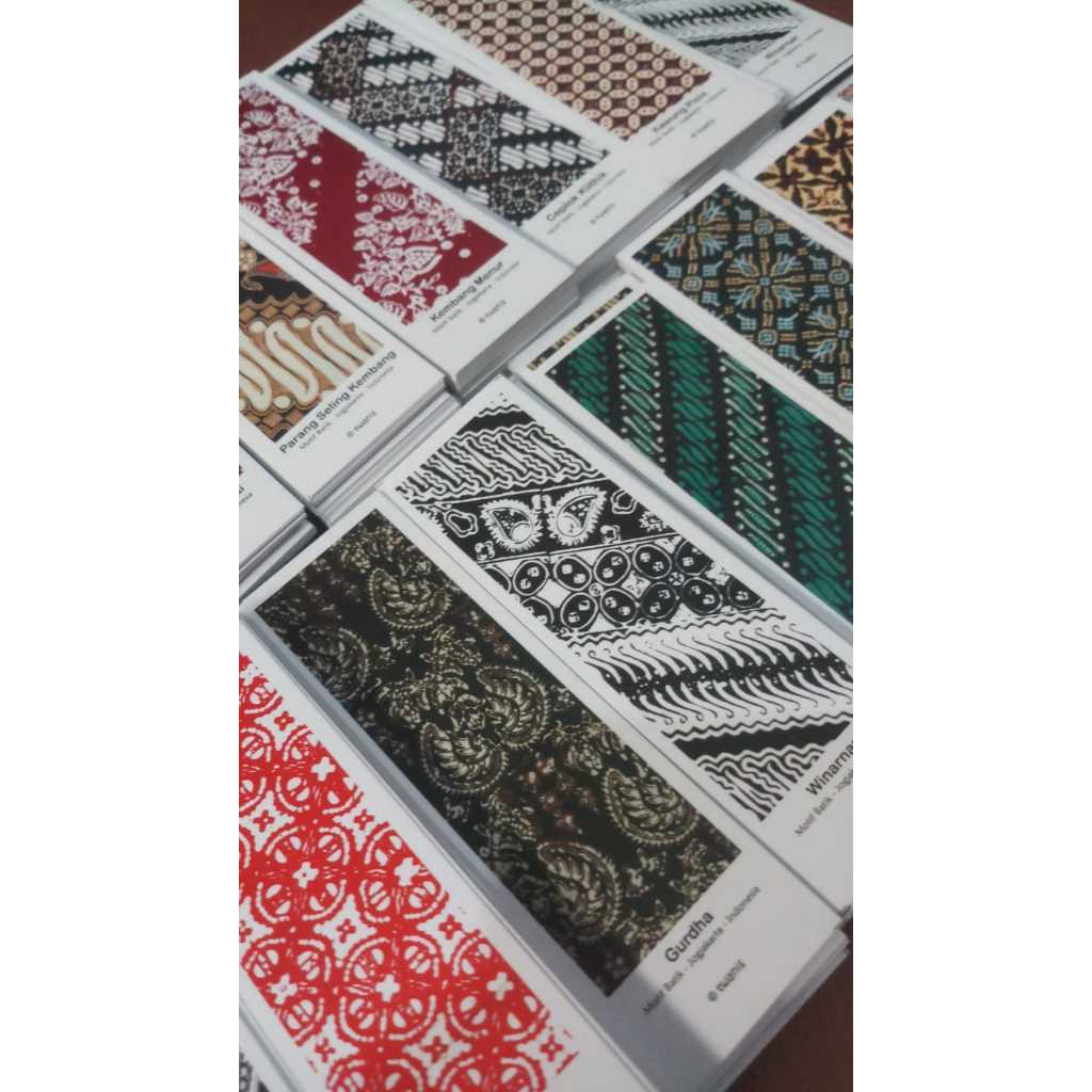 

40 Lembar Selipan Buku Pembatas Buku Batik Bookmark Motif Campur Sesuai Stok