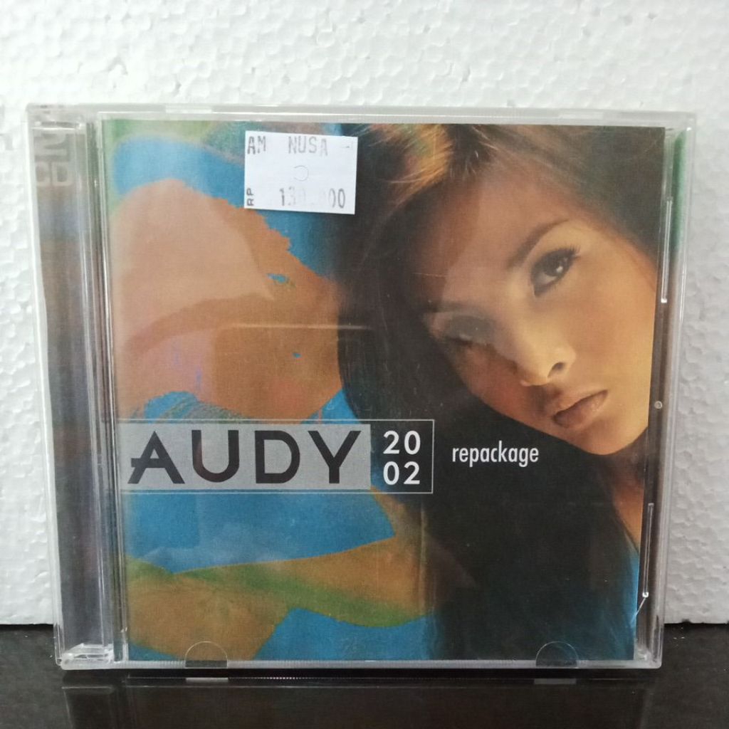 CD Compact Disc Audy 2002 - Repackage