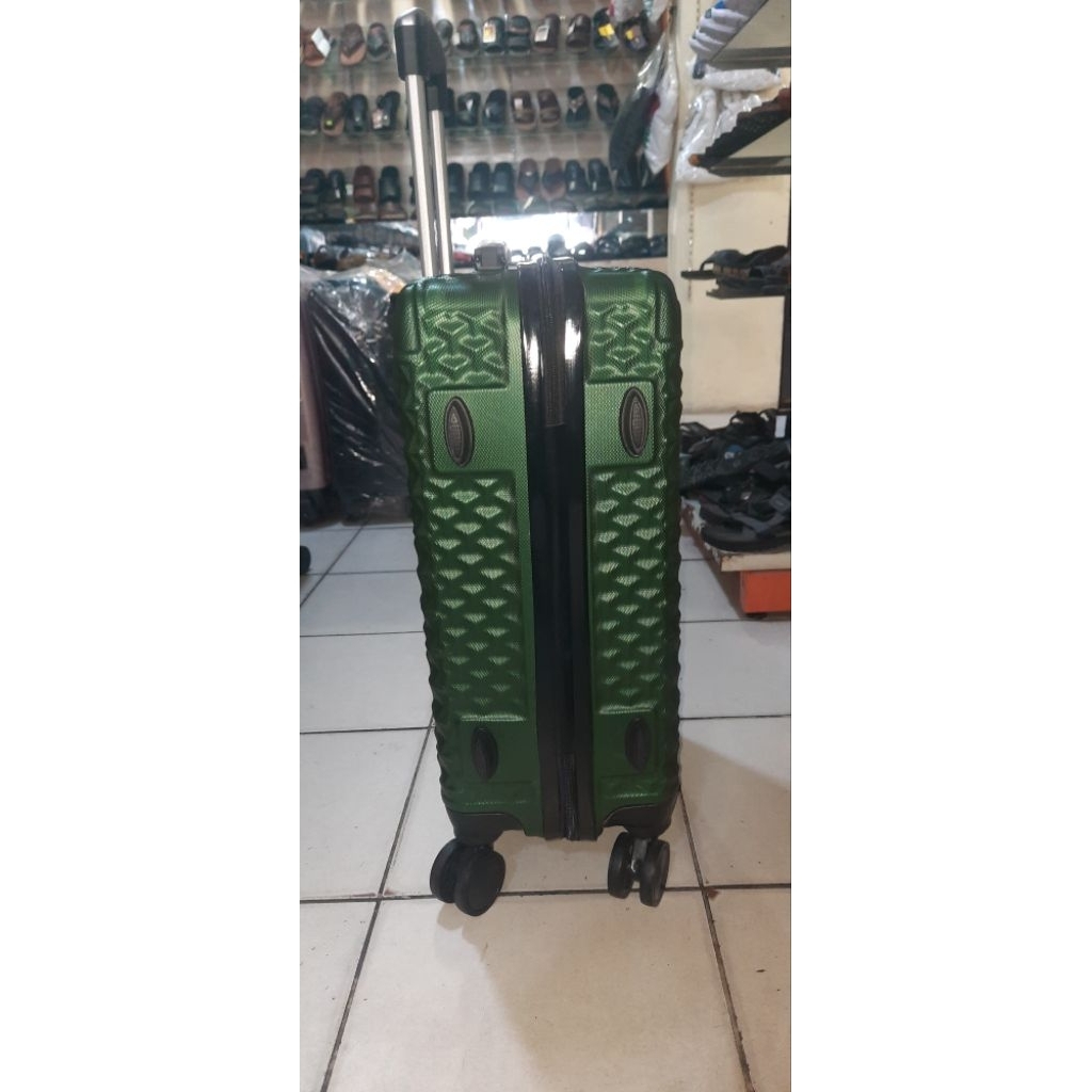 koper merek polo love