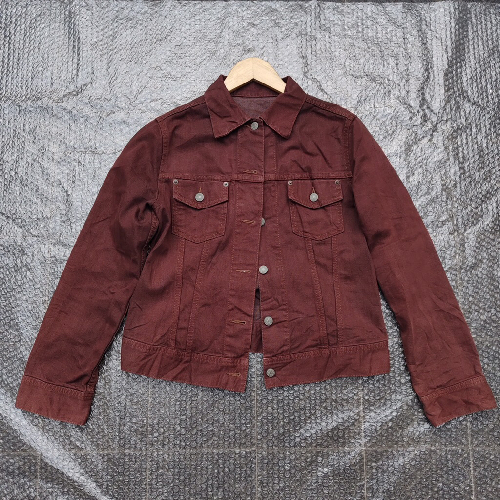 jacket Uniqlo Wanita denim Jacket Uniqlo jeans Wanita jacket wanita Uniqlo Denim