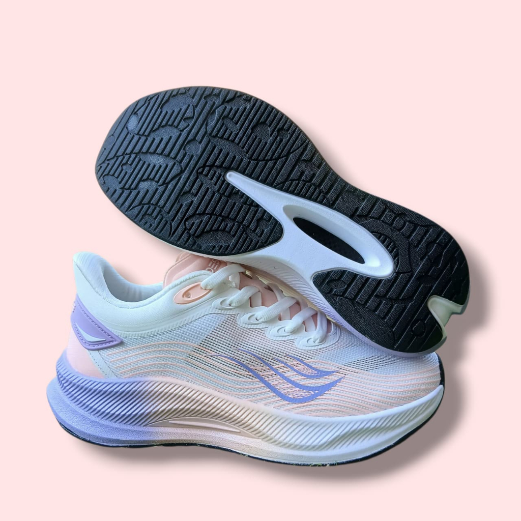 DESLE VIENNA SEPATU LARI