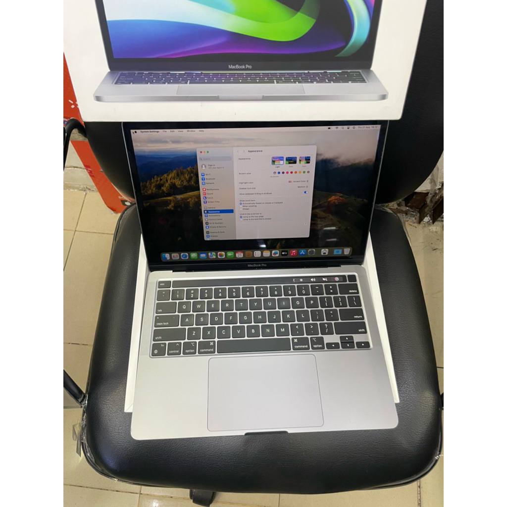 (Ibox) Macbook pro m2 13" touchbar ram 8gb/256gb original bekas second fullset