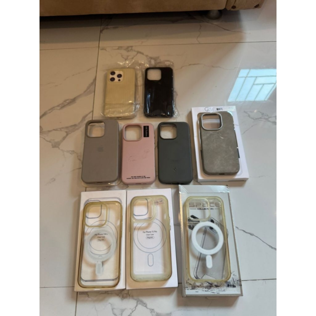 Preloved iPhone 15 Pro Case iPhone 15 Pro Preloved