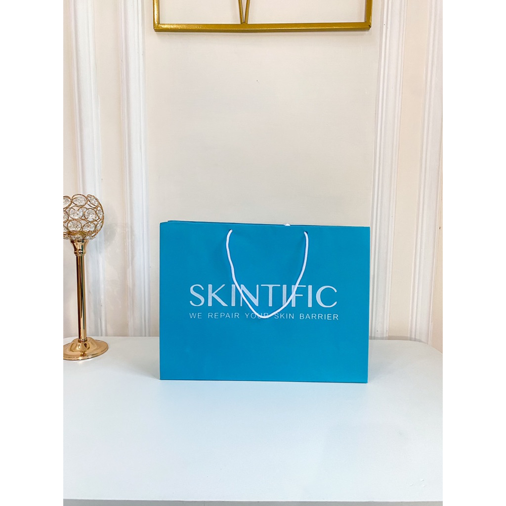 

Paperbag Merk Skintific Tas Kertas Kado Paper Bag Brand Skincare Cewek