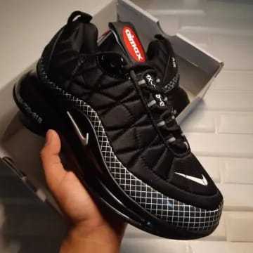 Sepatu Sneakers Pria Wanita NK 720 818