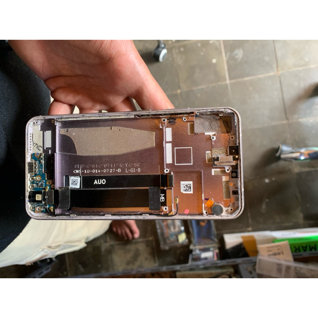 LCD Asus Zenfone 5Z Original Bekas Copotan – Layar + Touchscreen Fullset Tested