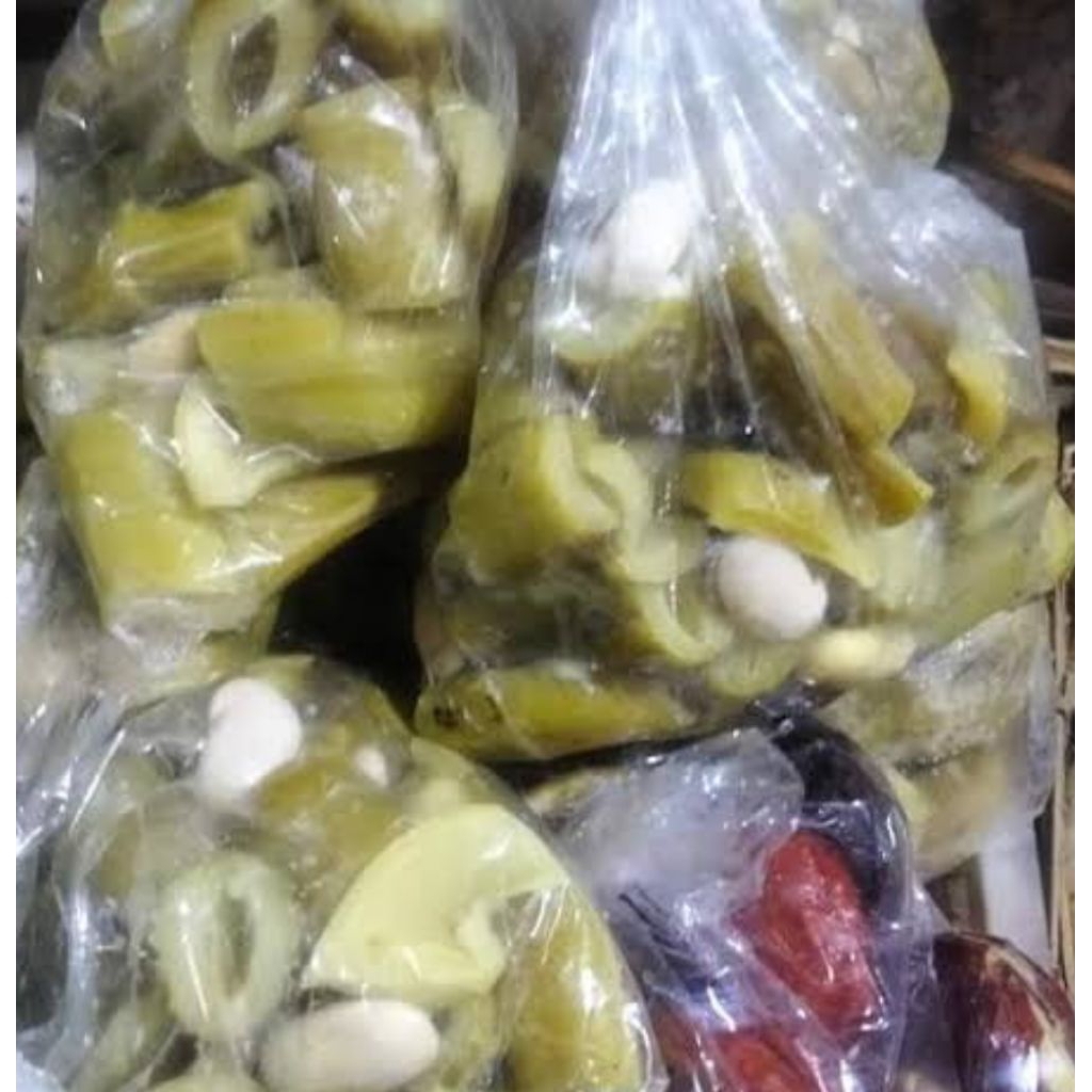 

kulit benguk wonogiri.di sayur atau di oseng lezat banget 100 gr
