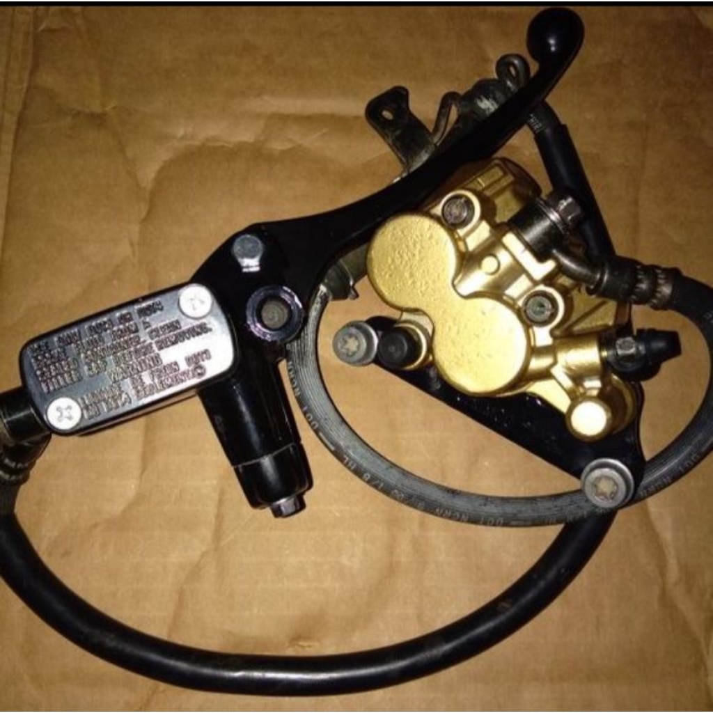 master rem depan kaliper assy depan honda supra x125 original copotan