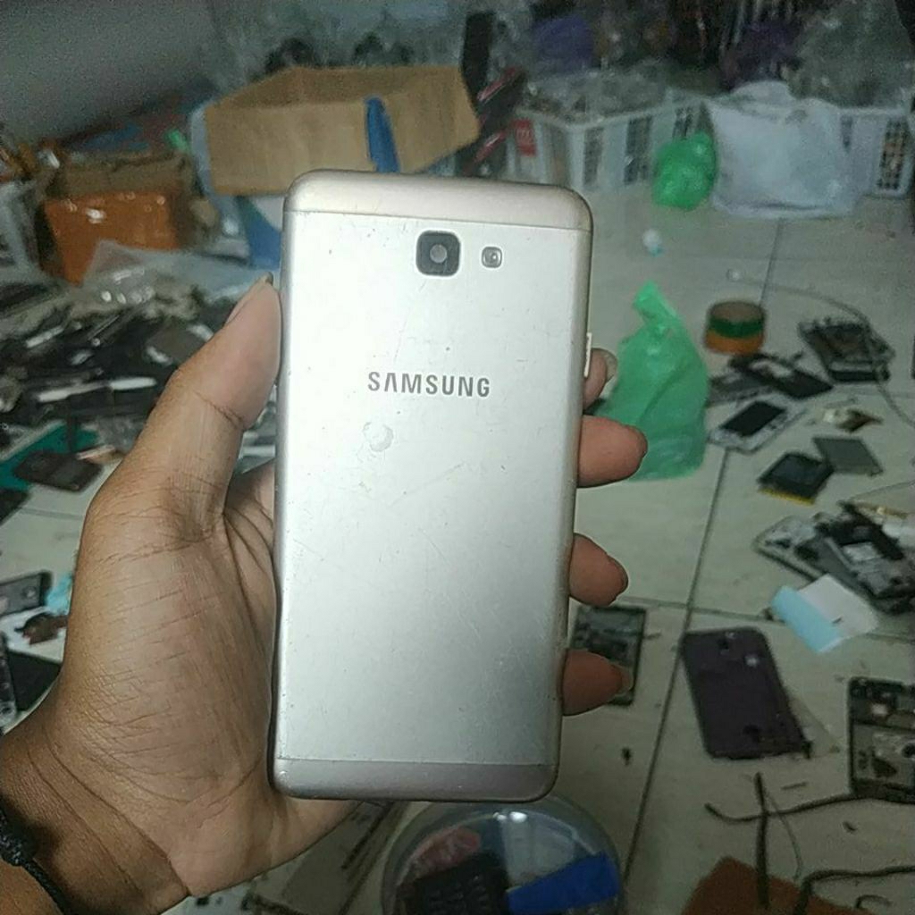 backdoor bekas Samsung J5 prime,kurang tombol fisik cek gambar