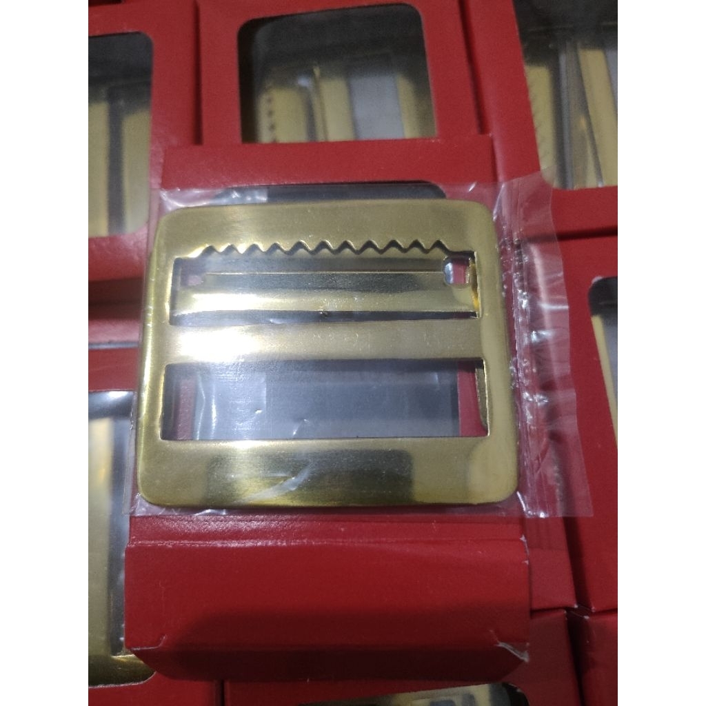 kepala sabuk PDU 4 kuningan