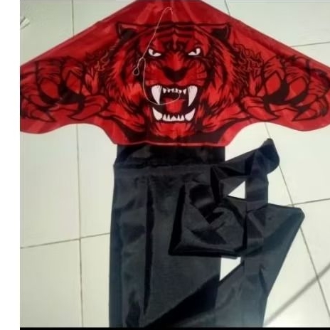 layangan macan kain parasut