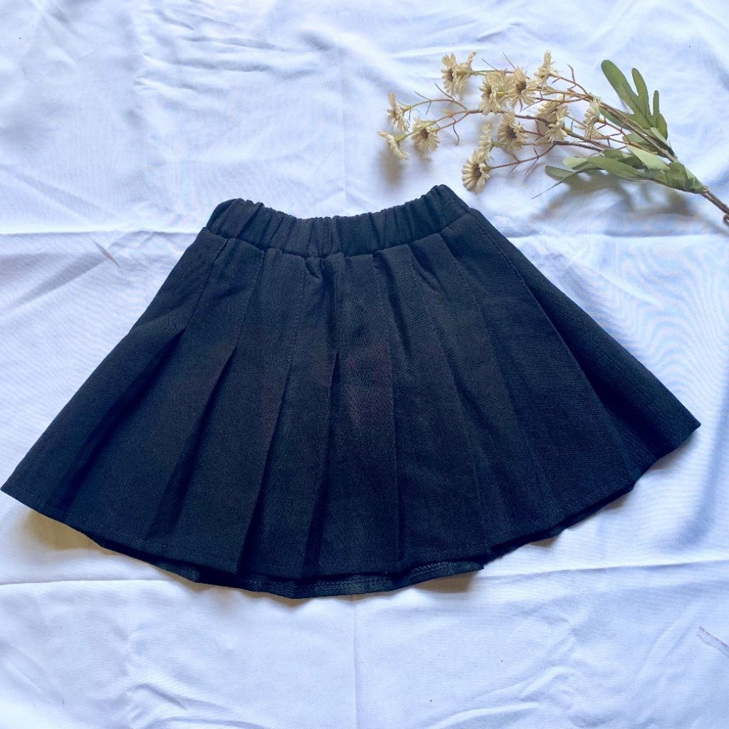 PRELOVED ROK LIPIT ANAK