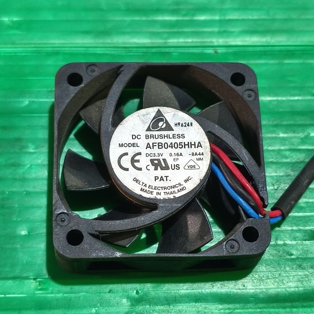 KIPAS FAN DC 4X4 3,3V 0,16A/0,20A TEBAL 1CM