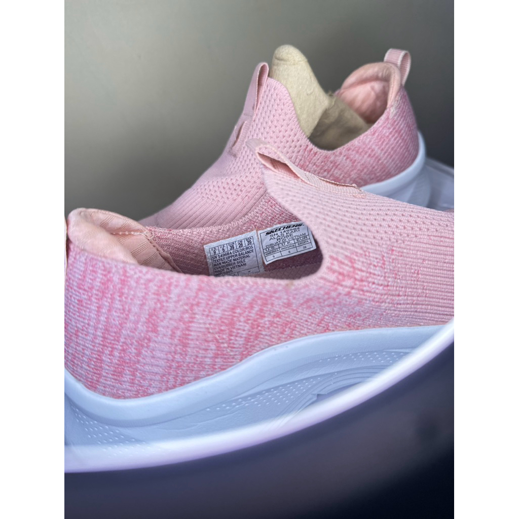 Skechers ArchFit D’Lux-Key Size 39