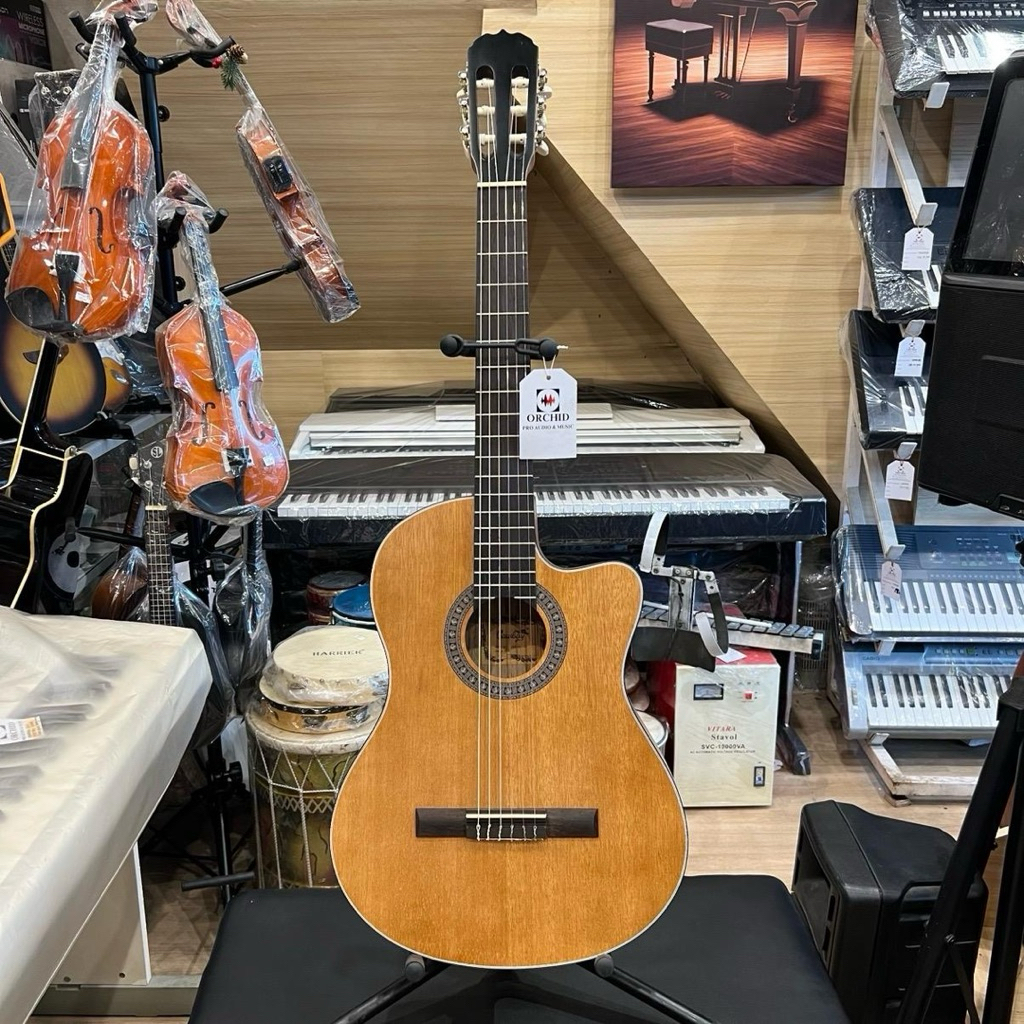 Guitar Classic Cowboy CGC-100 NA/NS