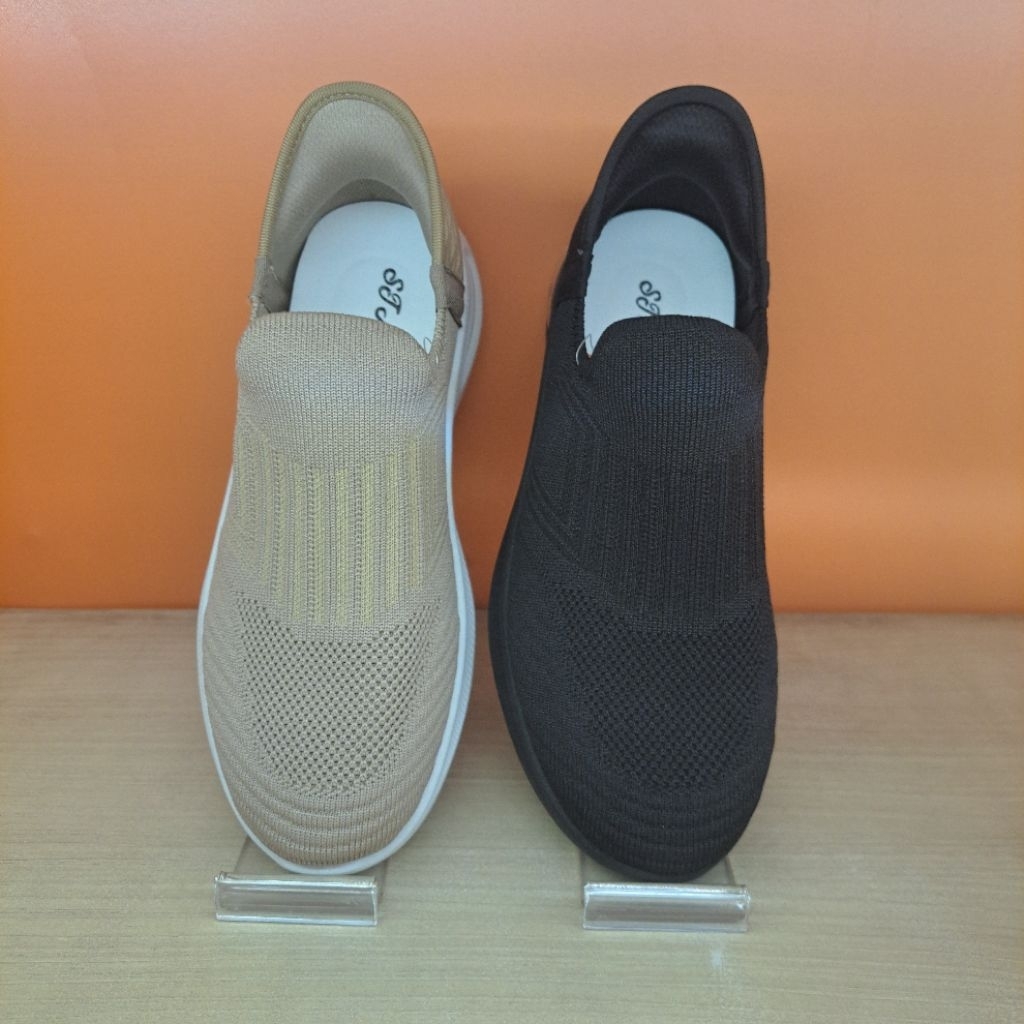 Sepatu wanita ST.MORITZ
