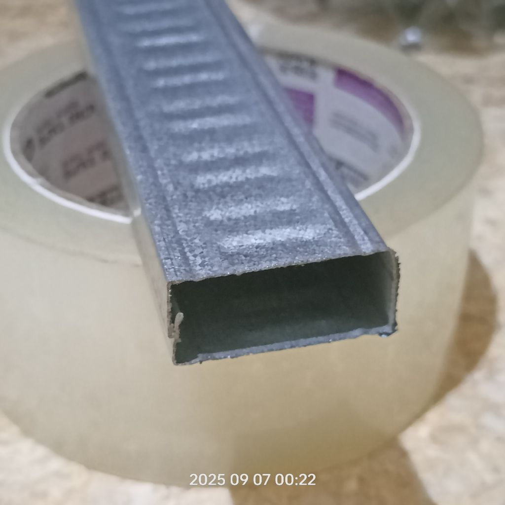 Hollow 2 x 4 bajaringan galvalum